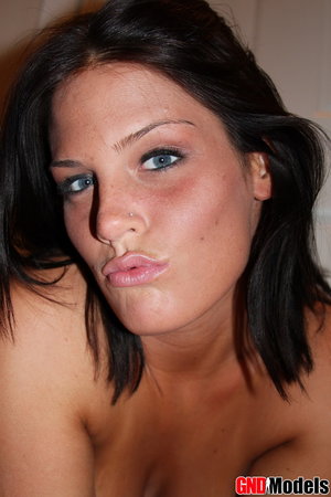 18 year old girl Bella nudeing off a cock in her graduation attire